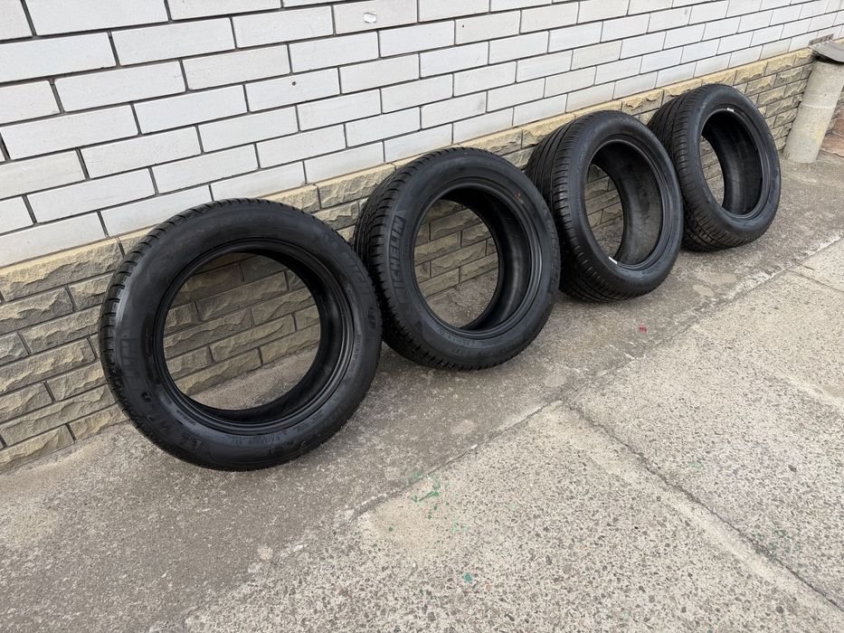 Michelin Primacy HP 215/55R16