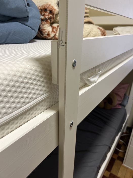 Cama IKEA MYDAL 90x200 cm