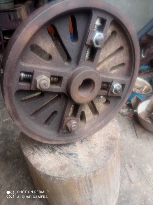 Uchwyt tokarski fi 400 planszajba