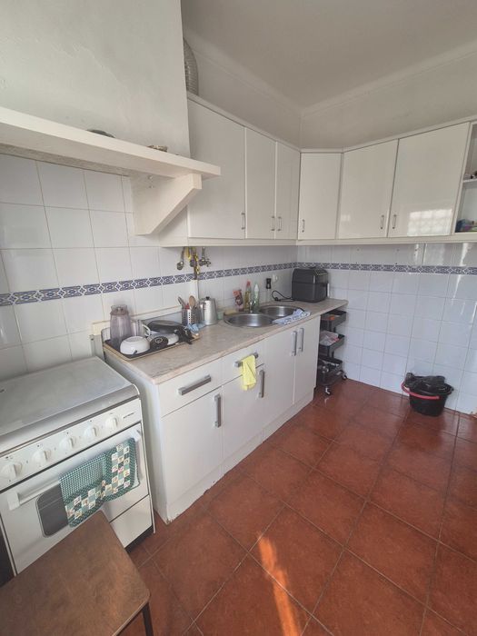 Apartamento t1 na ajuda