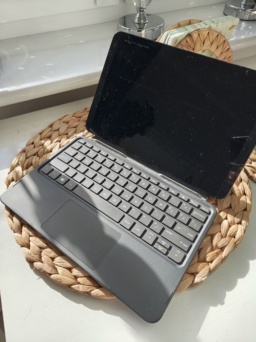 HP Pavilion x2 2g ram