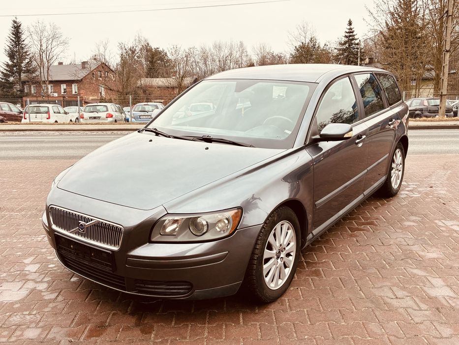 Volvo v50 rok 2004 2.4 benz przeb133tys