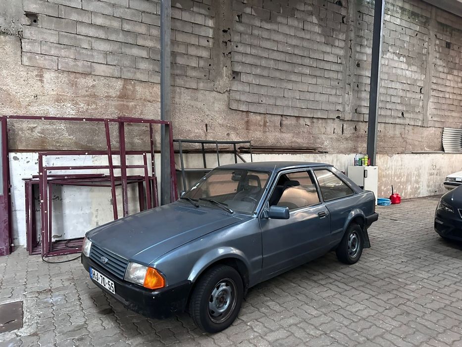 Ford Escort mk3 .