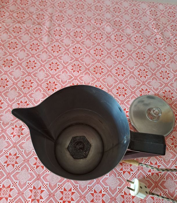 Продается электрочайник