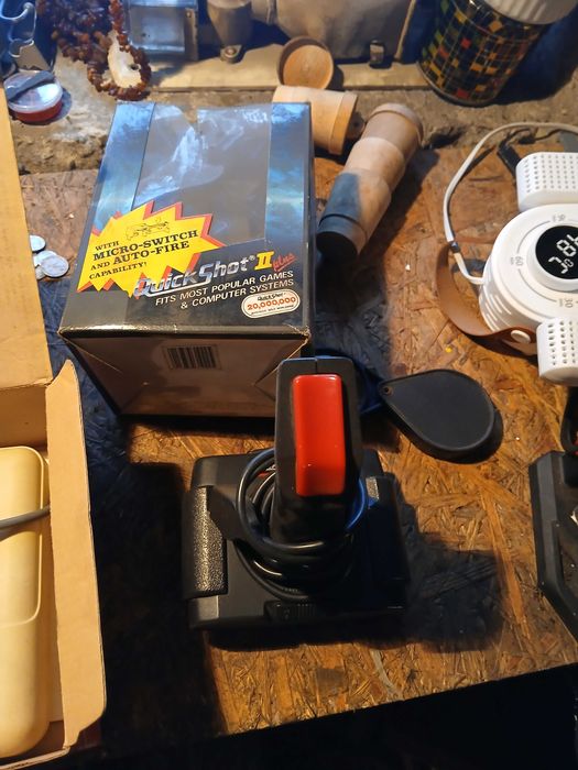 Sprzedam comodore c64