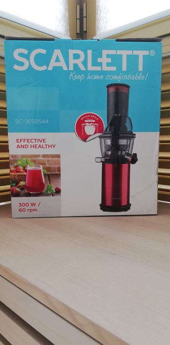 Соковижималка (соковитискач) шнекова SCARLETT SC-JE50S44