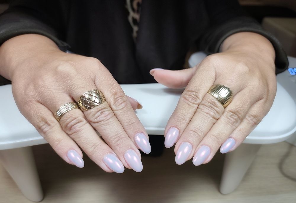 Stylizacja paznokci manicure pedicure henna