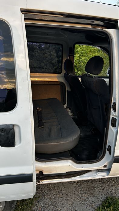 Продам Renault kangoo maxi 1.9d