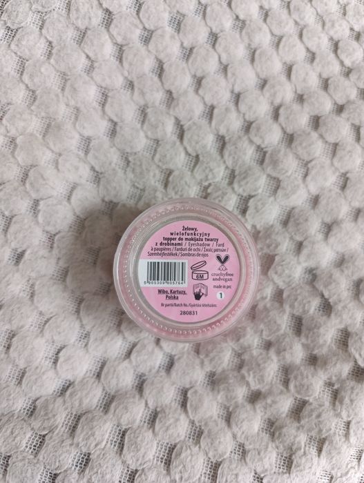 Żelowy topper do makijażu