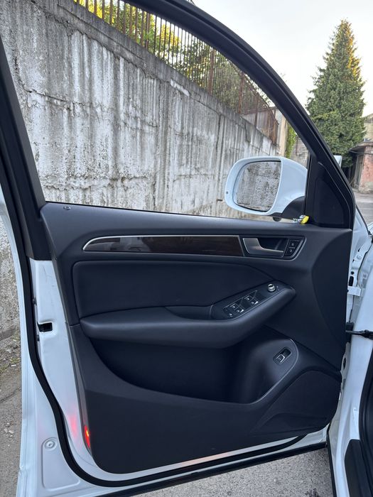 Audi Q5 2012 VIN WA1CFAFP8DA007777 фото оголошення 11 з 18