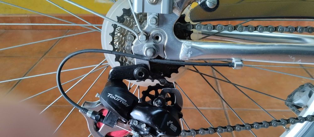 Bicicleta senhora roda 26