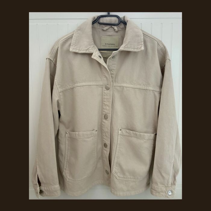 Kremowa kurtka overshirt, Stradivarius!