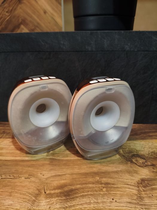 Dwa Laktatory Canpol Babies muszlowe do stanika