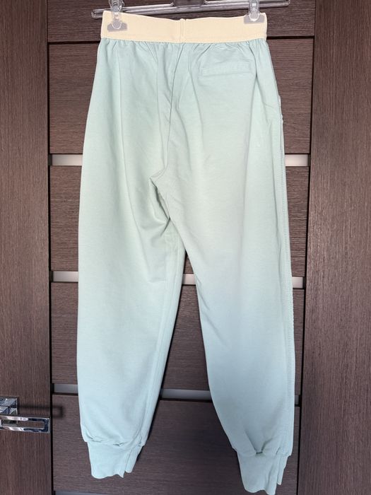 Spodnie dresowe By o la la