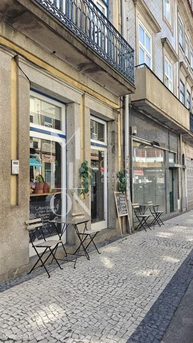 Oportunidade de negócio no coração do Porto! Rua de cedofeita