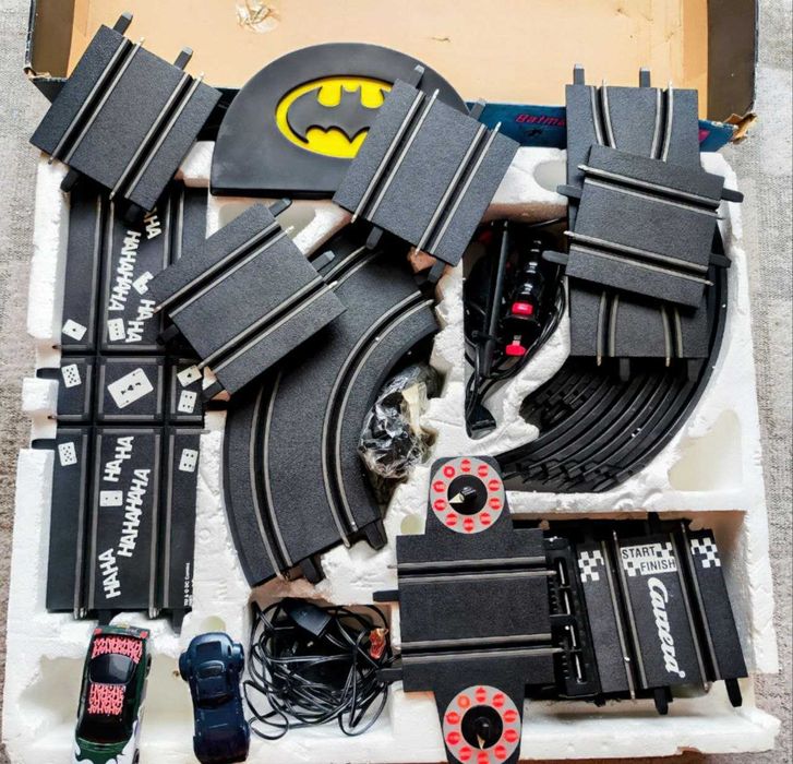 Гоночная трасса Carrera Go Batman 6.2 м 210х98 см.