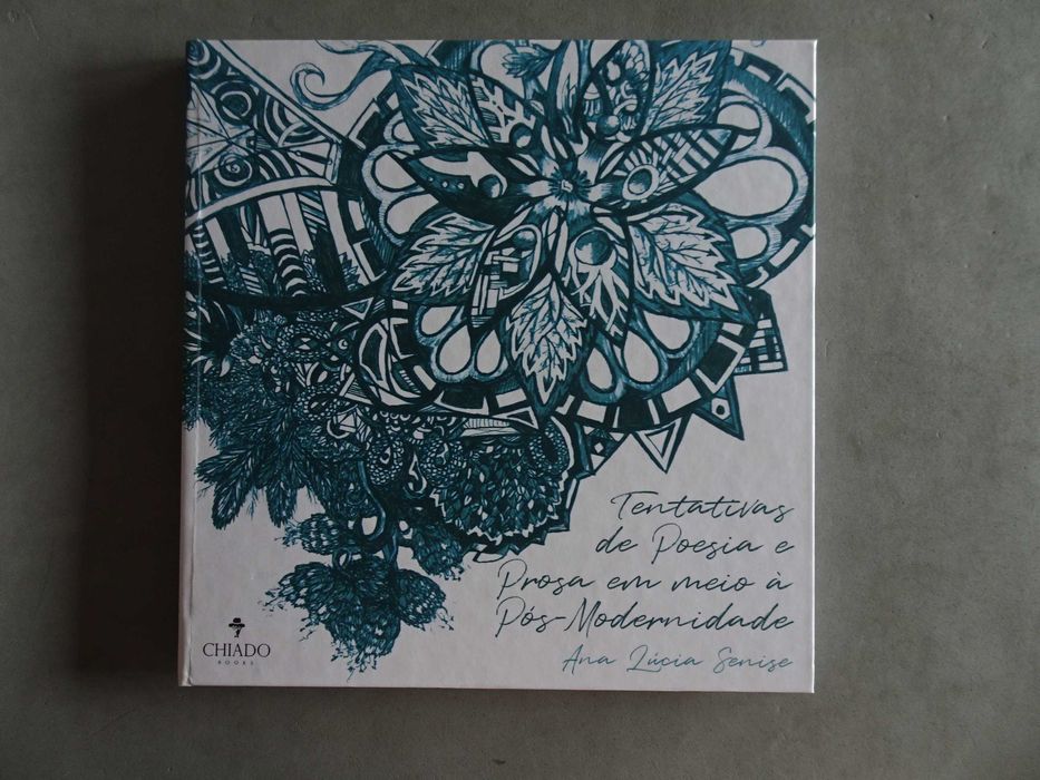 Livro Tentativas de poesia e prosa em meio moderno à Pós-modernidade