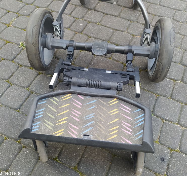 Dostawka/przystawka/platforma do wózka dziecięcego.