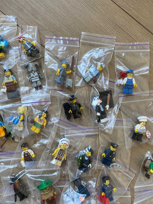 Lego minifigures series мініфігурки