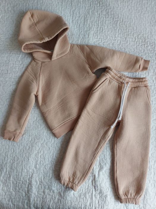 Теплий костюм для дитини