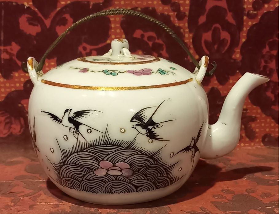 Bule C.ª das Índias família rosa