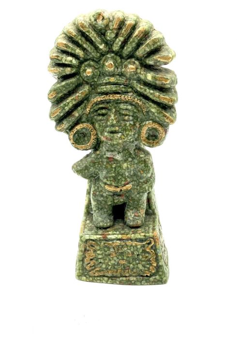 Escultura maia em pedras jade (01)