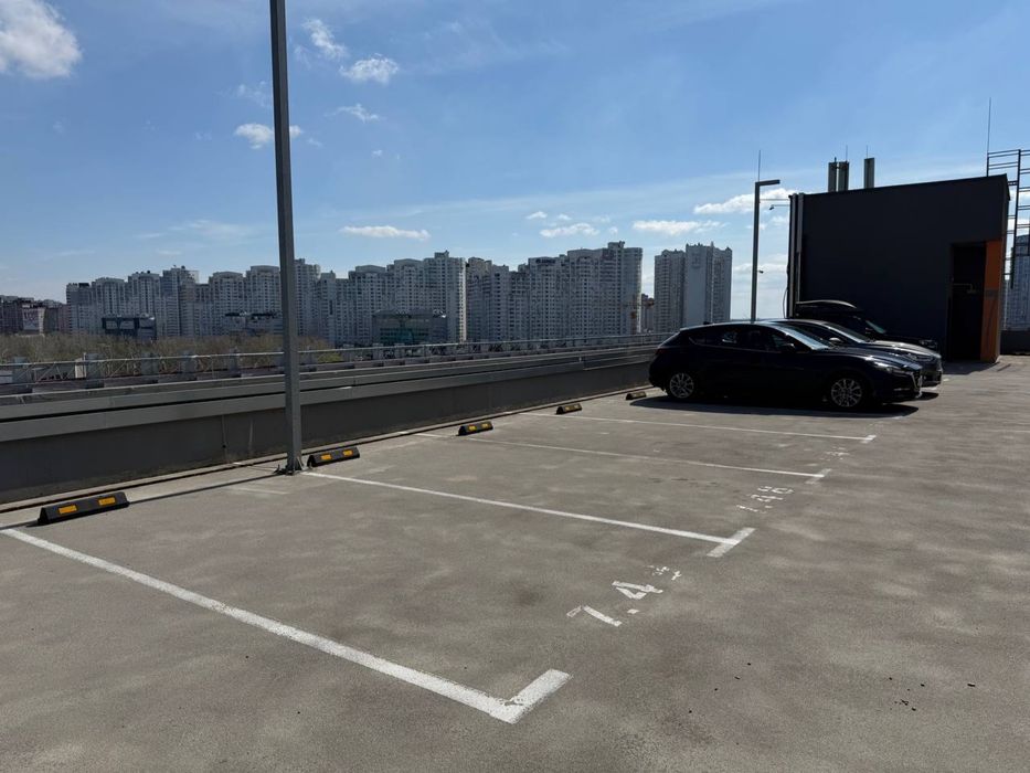 Оренда паркомісця ЖК Seven