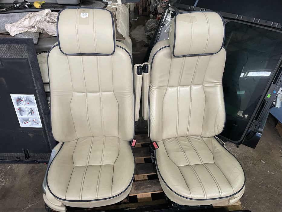 Ranfe Rover L322 Vogue, Bancos em pele bege