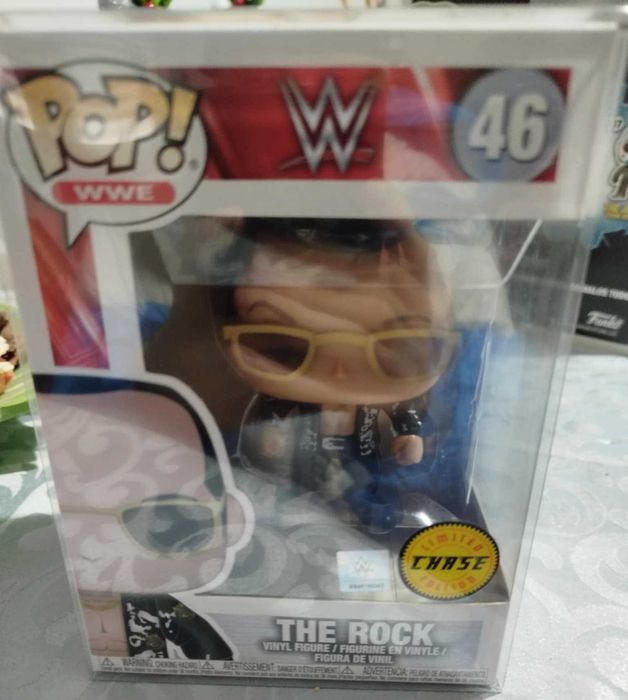 Funko Pop WWE The Rock Chase  & Com Capa Protetora