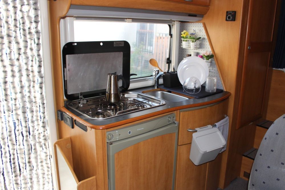 Venda Autocaravana integral  HYMER, ano 2001, 186.000km