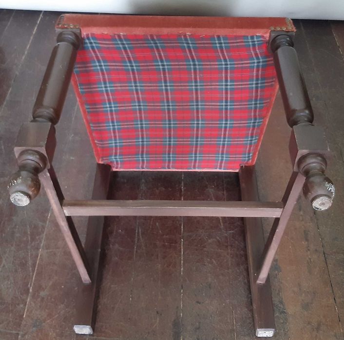 Antiga Cadeira Madeira Maciça Estofada Vermelho