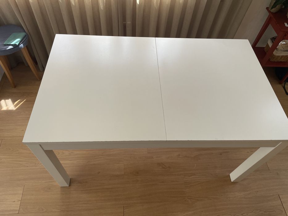 Mesa de Jantar Extensível Branca (BJURSTA IKEA) – Muito Versátil