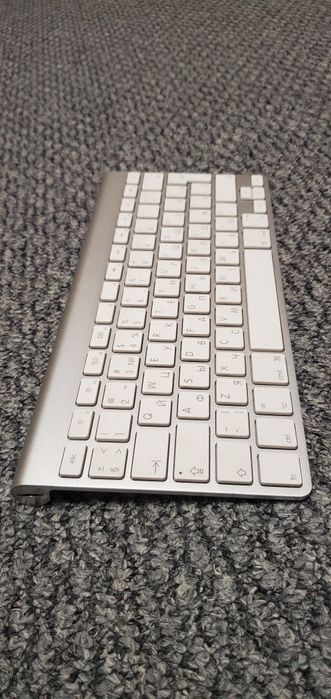 Оригінальна клавіатура Apple Wireless Keyboard (A1314) • Зручна кирилиця • Робоча 100%