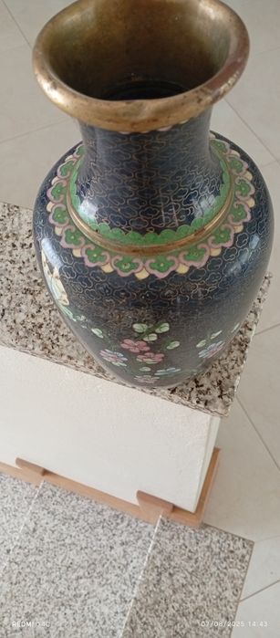 Jarro em cobre pintado à mão