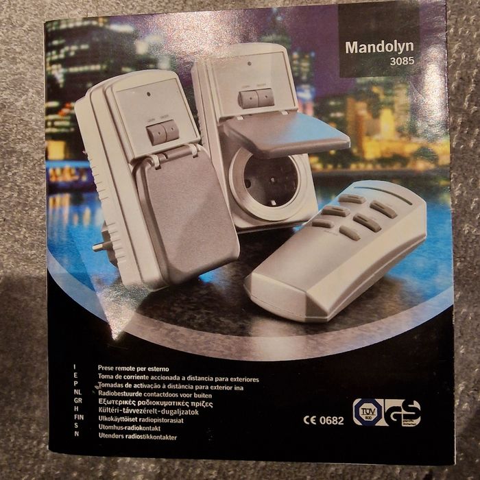 Conjunto de 2 tomadas por controlo remoto