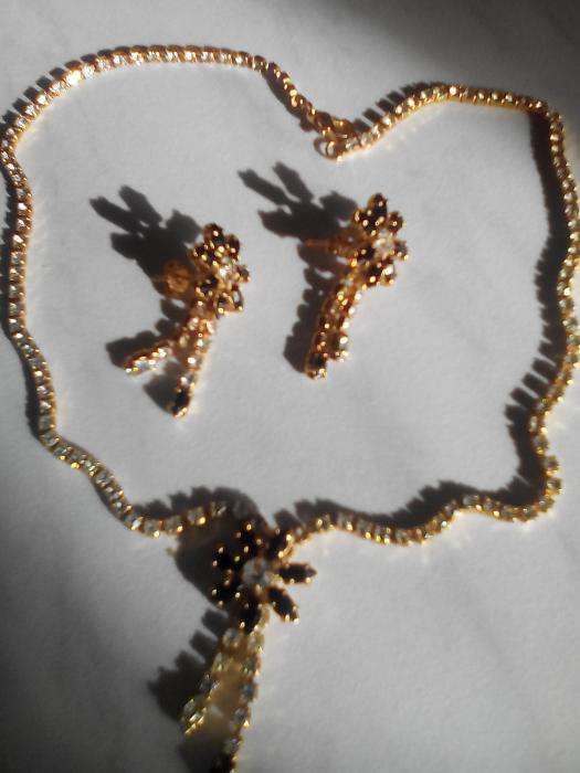 !!! Conjunto muito bonito péças dourádo antialérgicas côr inalterável