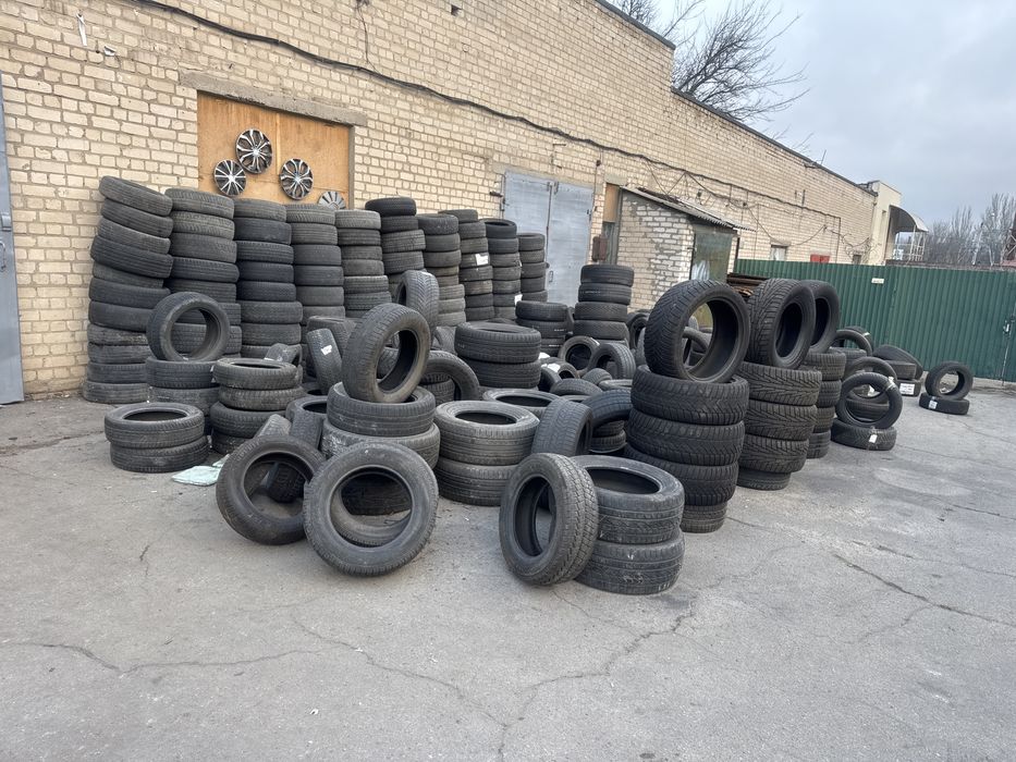 Продам резину есть свой шиномонтаж