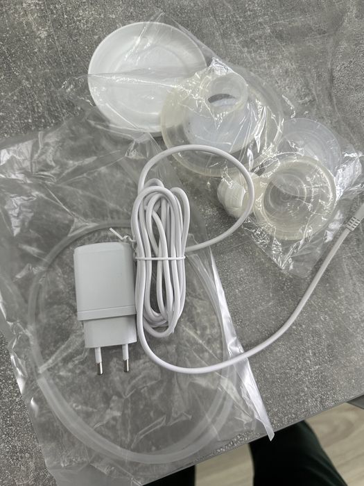 Молоковідсмоктувач Philips Premium електричний SCF396