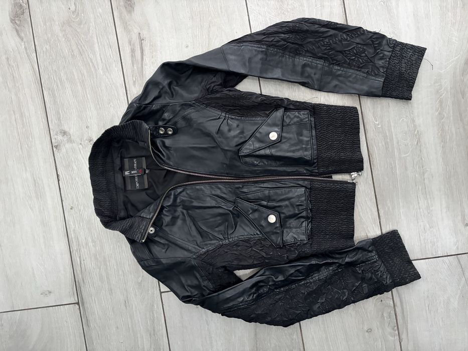 Куртка Армані жіноча