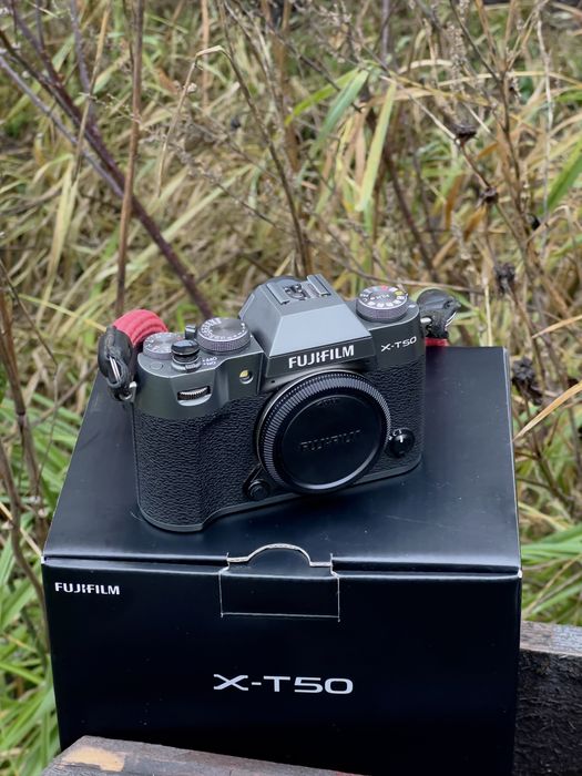 Фотоапарат Fujifilm X-T50 body Charcoal Silver
