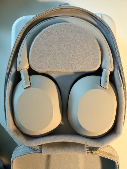 Sony WH-1000XM5 Prata – Como novos c/ caixa