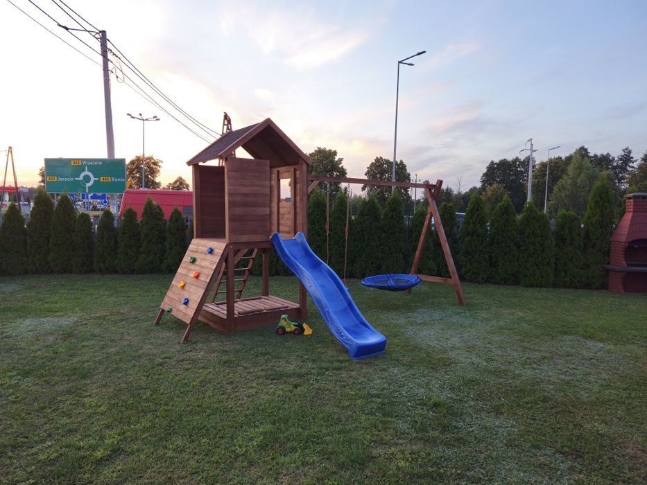 Plac zabaw model "B" - Domek - Zjeżdżalnia - Huśtawka