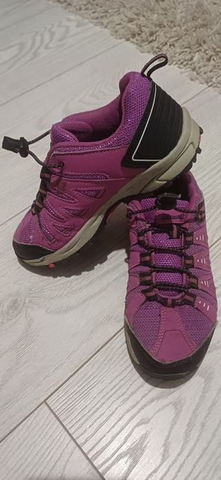 Кросівки для дівчинки 32 р