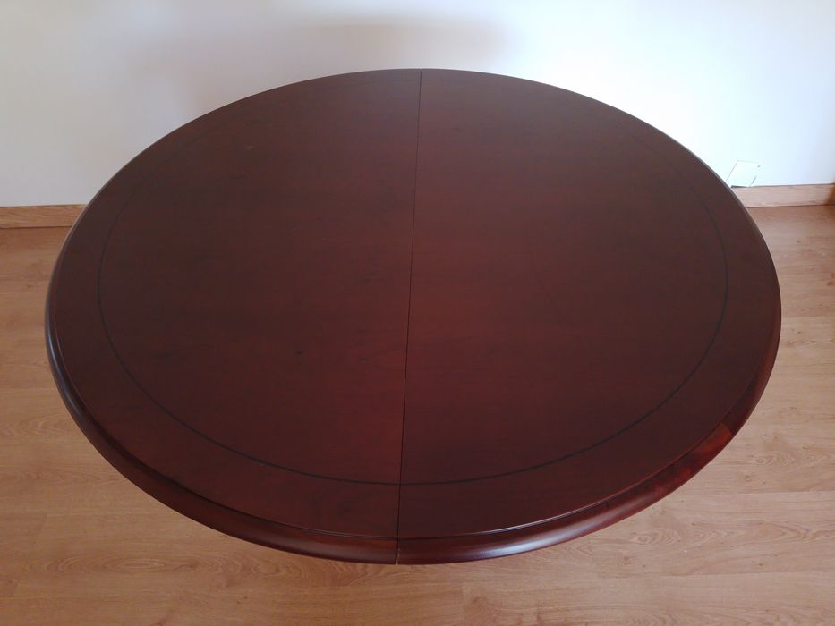 Mesa nova cerejeira maciça extensível com garrafeira