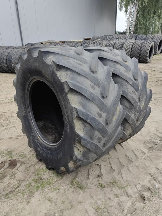 Opony Michelin 600/65r28 Komplet