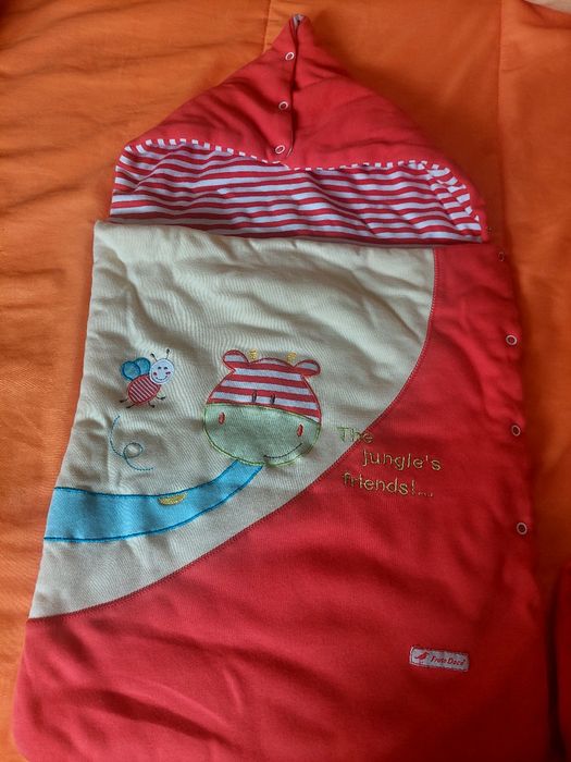 Saco de dormir e macacão bebé