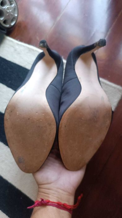 Sapato Stilleto em tecido como novos