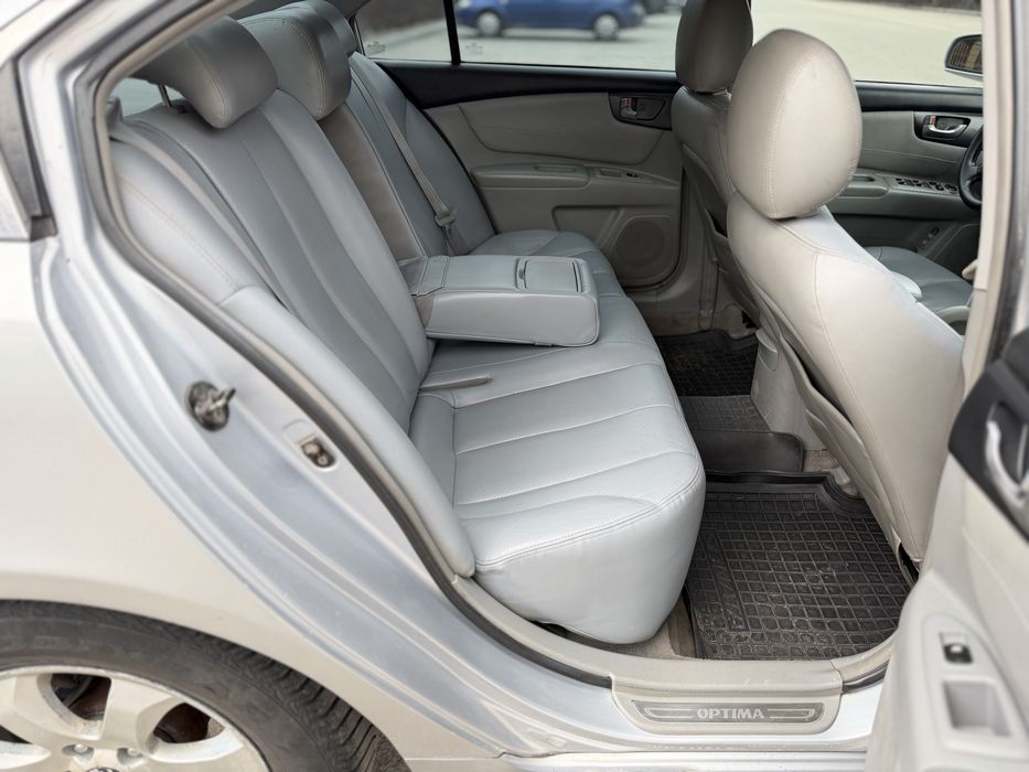 Kia Magentis 2.7 Автомат один власник  з салону