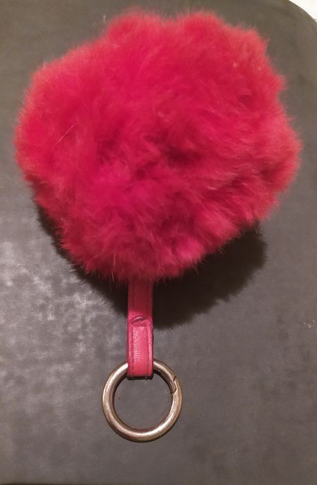 Brelok pompon duży