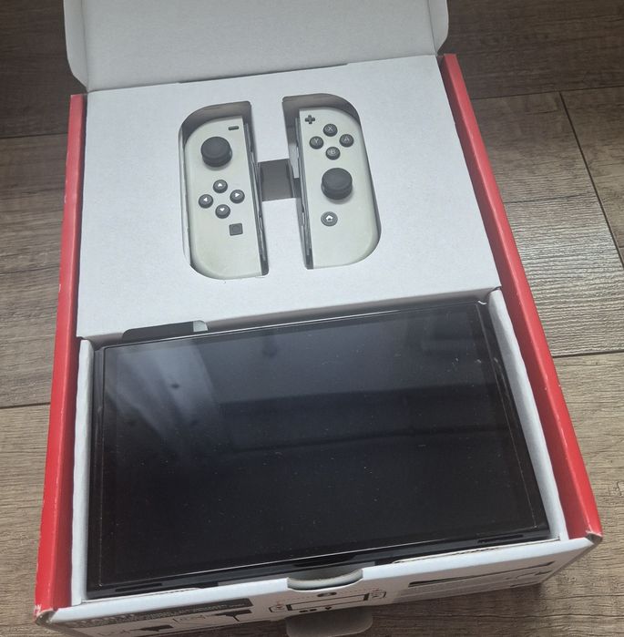 Nintendo Switch Oled 64 GB